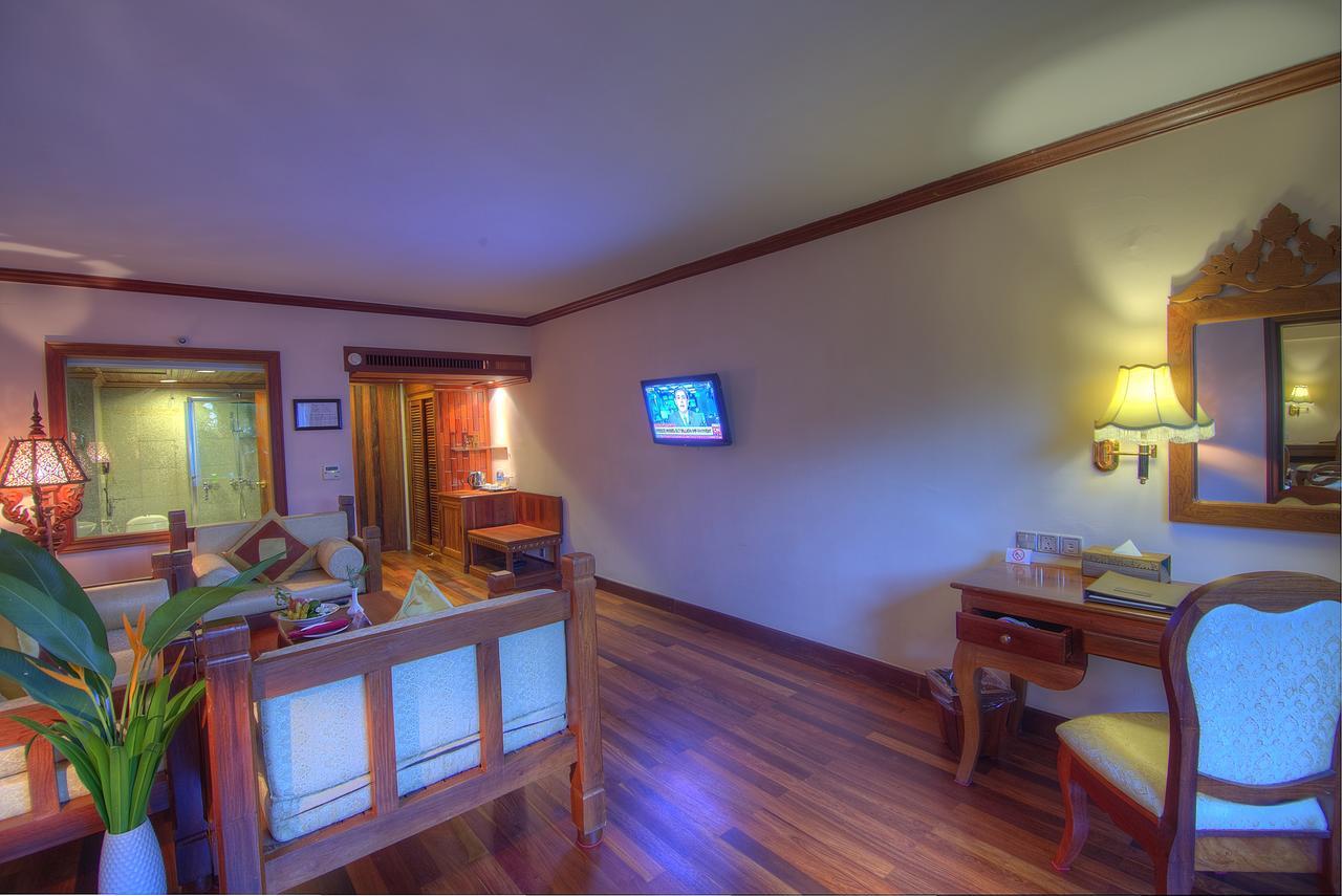 Bayon Era Hotel Сиемрип Экстерьер фото